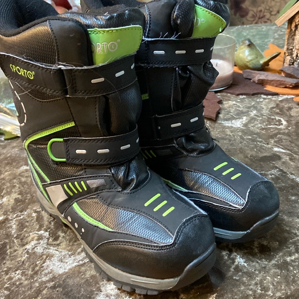 Sporto boys winter boots black green sz XL 6-7 - Picture 1 of 7